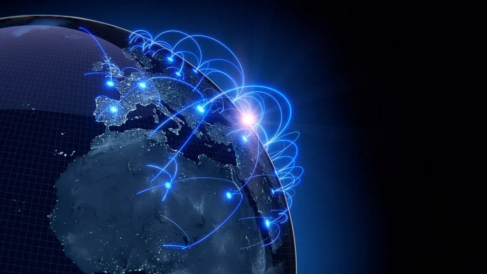 The Economic Perspective of DAOs and Transaction Costs